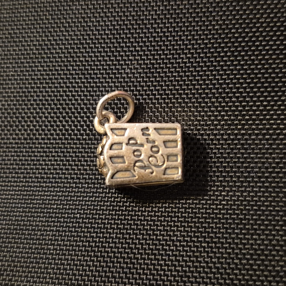 James Avery Retired Popcorn at the movies Charm